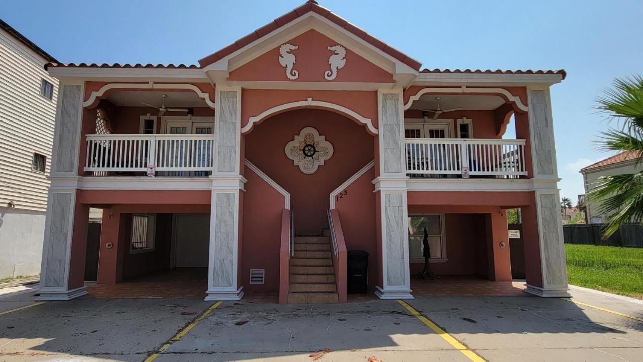 Cozy 2 Bedroom With Big Pool - Campeche Triplex Unit C Home 사우스 파드레 아일랜드 외부 사진